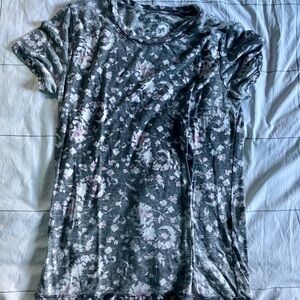 Gray Lucky Brand Floral Short Sleeve Tee Shirt S